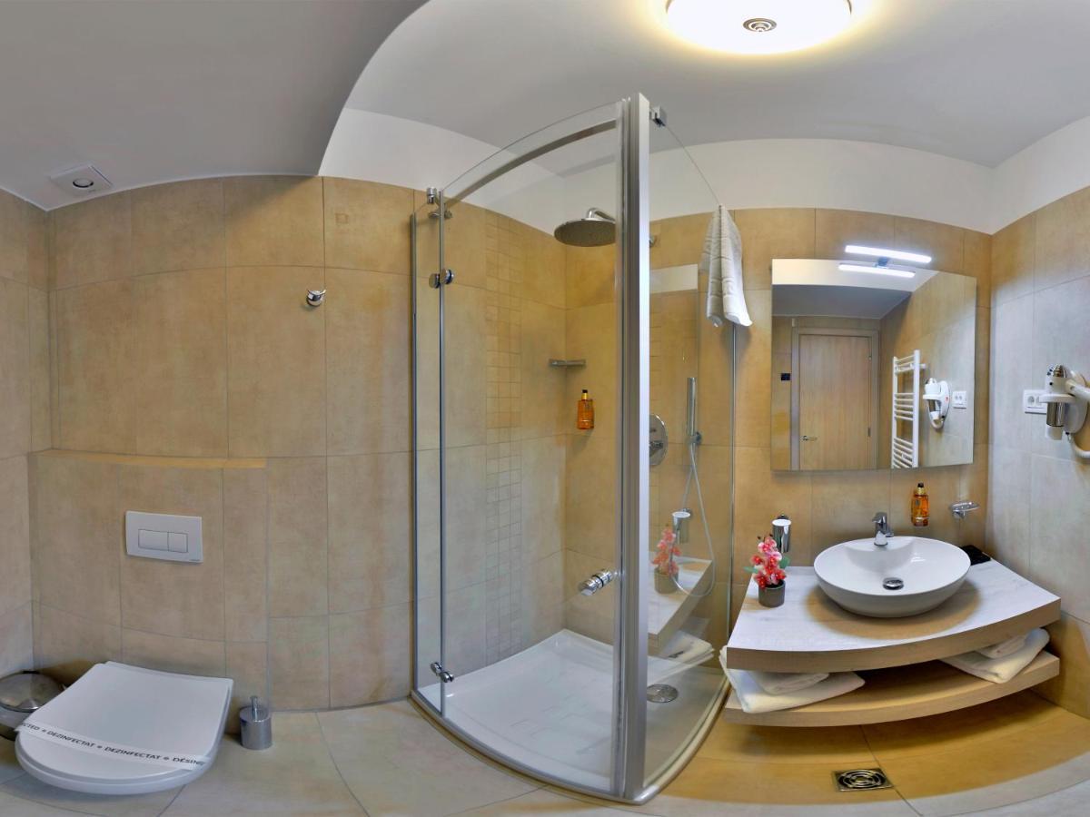 Hotel Condor トゥルチャ エクステリア 写真