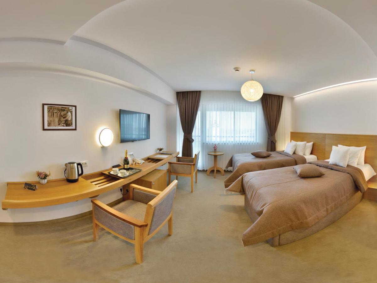 Hotel Condor トゥルチャ エクステリア 写真